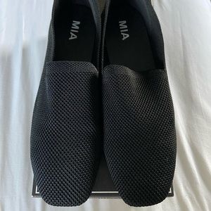 MIA Black Slip-on